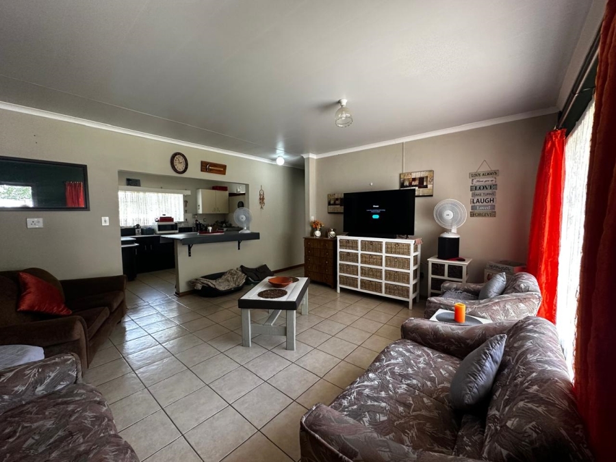 2 Bedroom Property for Sale in Pellissier Free State